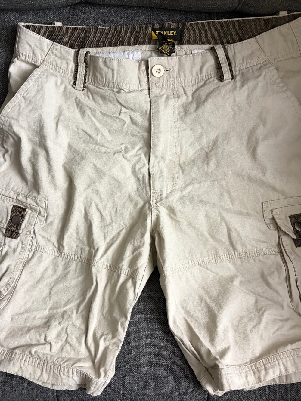 Men’s size 36 Stanley Light Beige Cargo Shorts